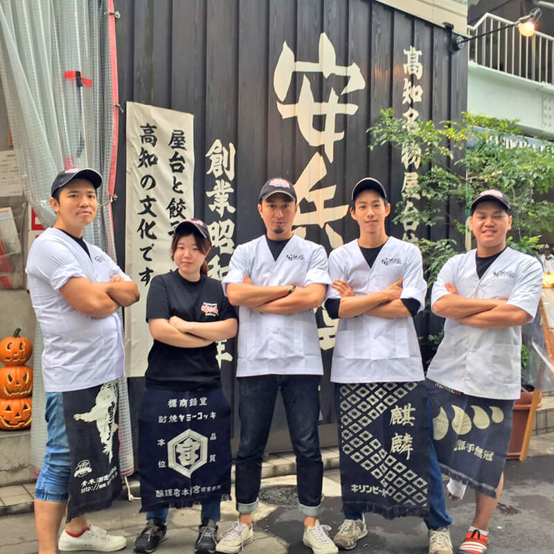 店長は39歳、女の子のパパ！<br />
普段は無口で見た目はちょっといかついけど、「いごっそう」ではないから安心してね！笑